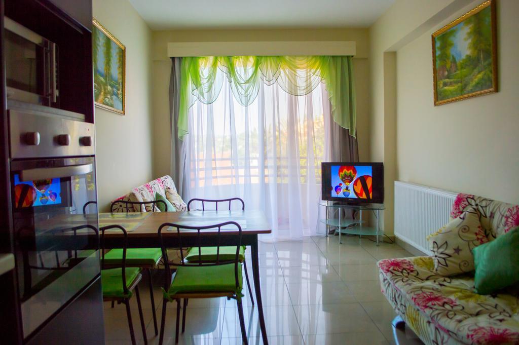 Apartment Nearby Golden Coast Πρωταράς Εξωτερικό φωτογραφία
